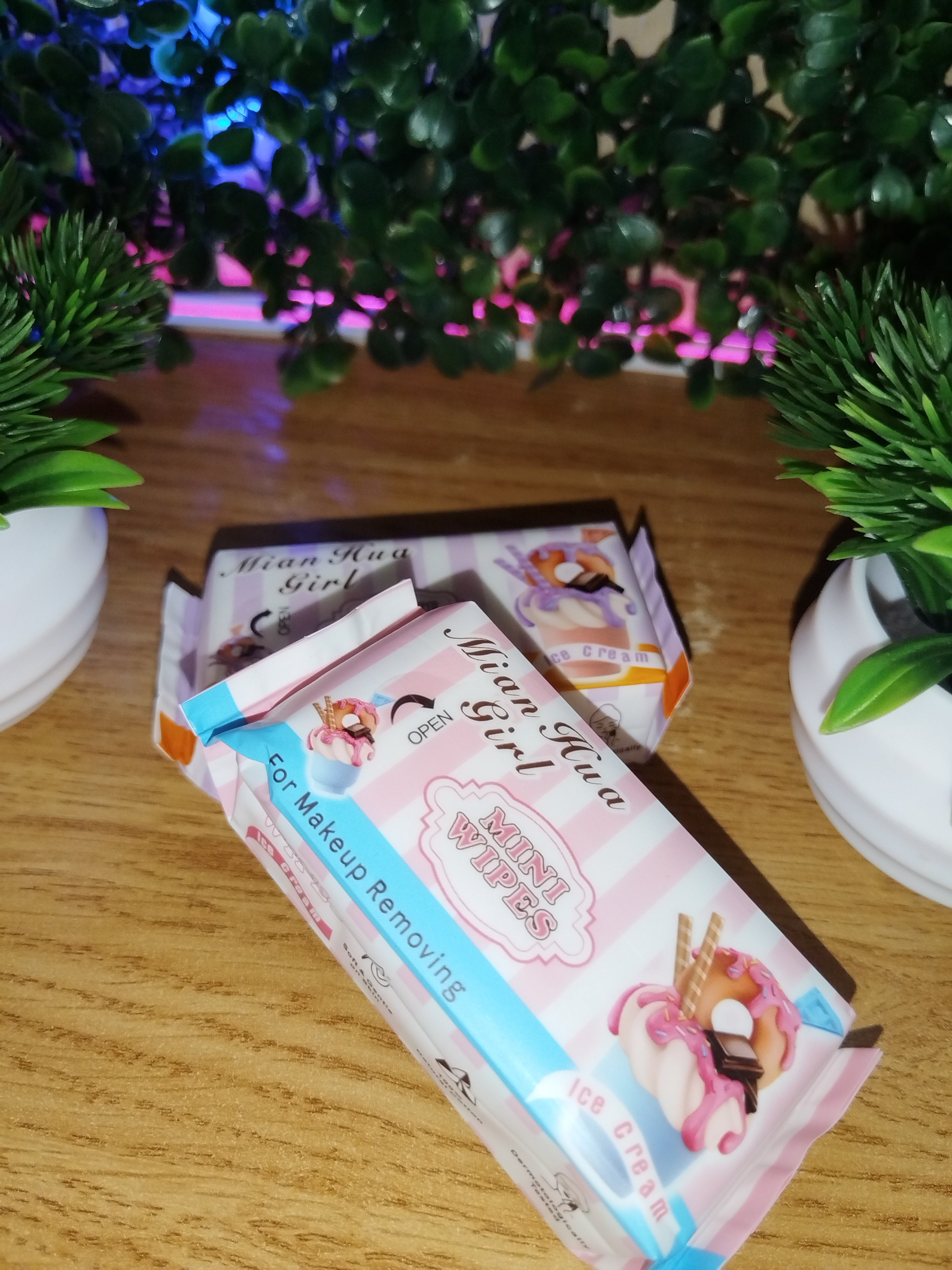 Mini Make Up Remover Wipes