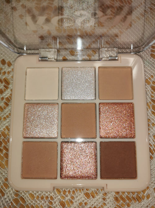 Any lady regal eyeshadow palette