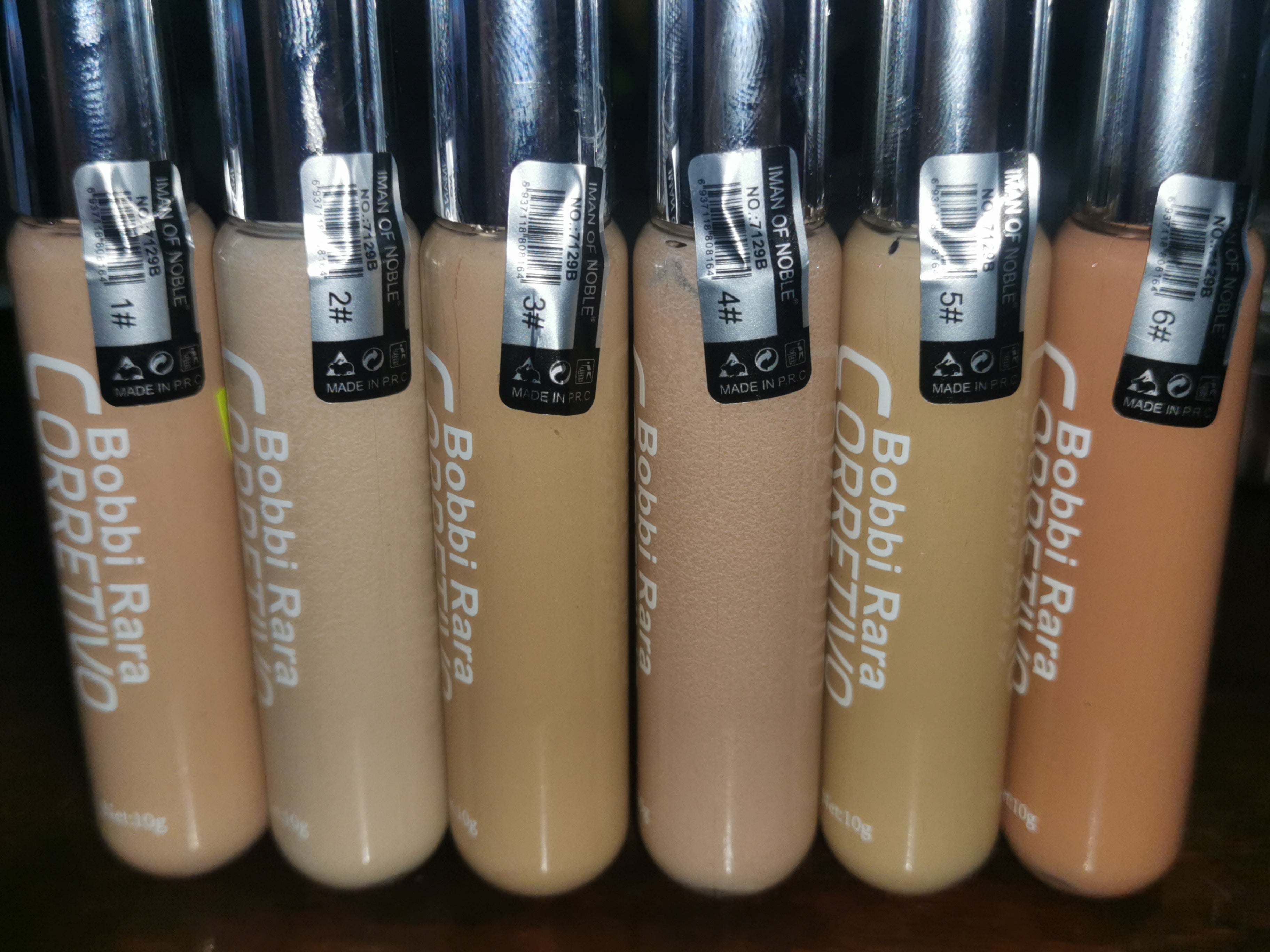 Bobbi Rara Foundation tint