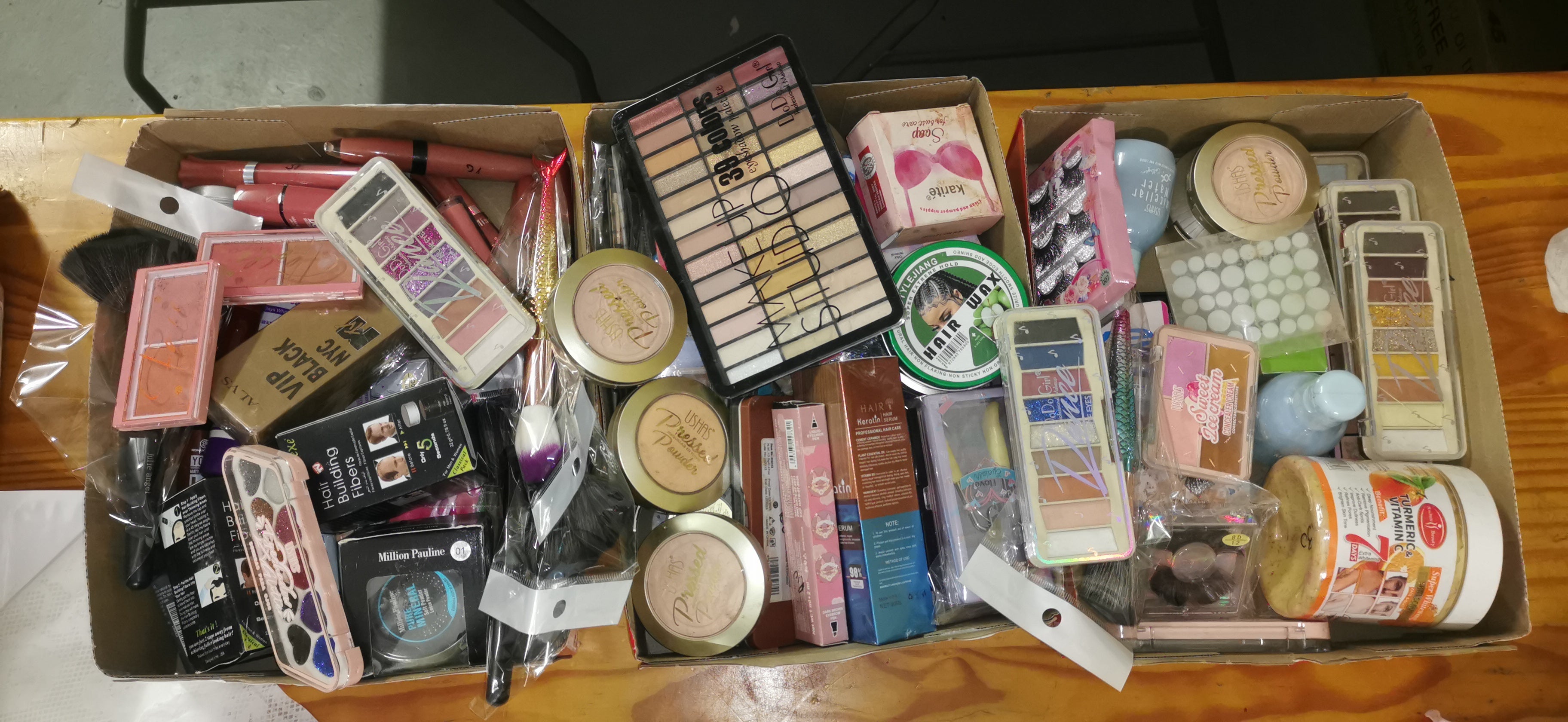 Grou boks +- 90 produkte in boks