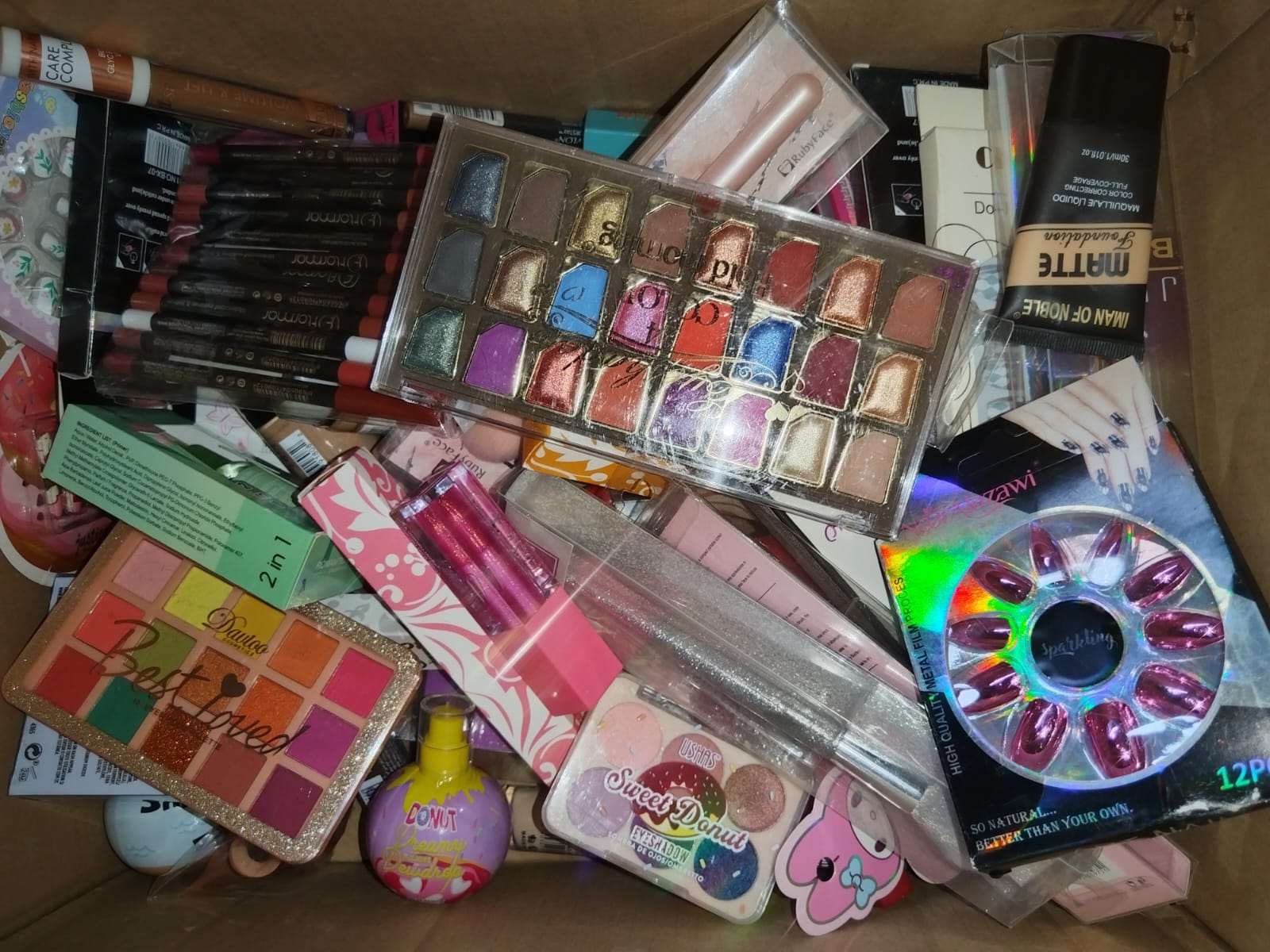Grouboks - Rummage box