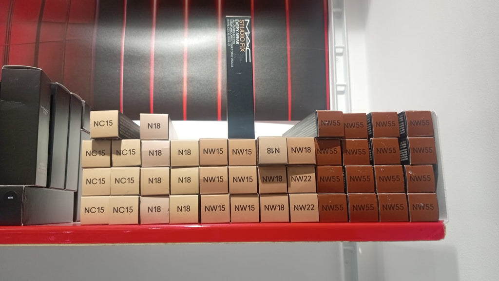 Mac foundation special Mac studio radiance & Mac studio fix