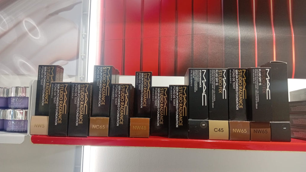Mac foundation special Mac studio radiance & Mac studio fix