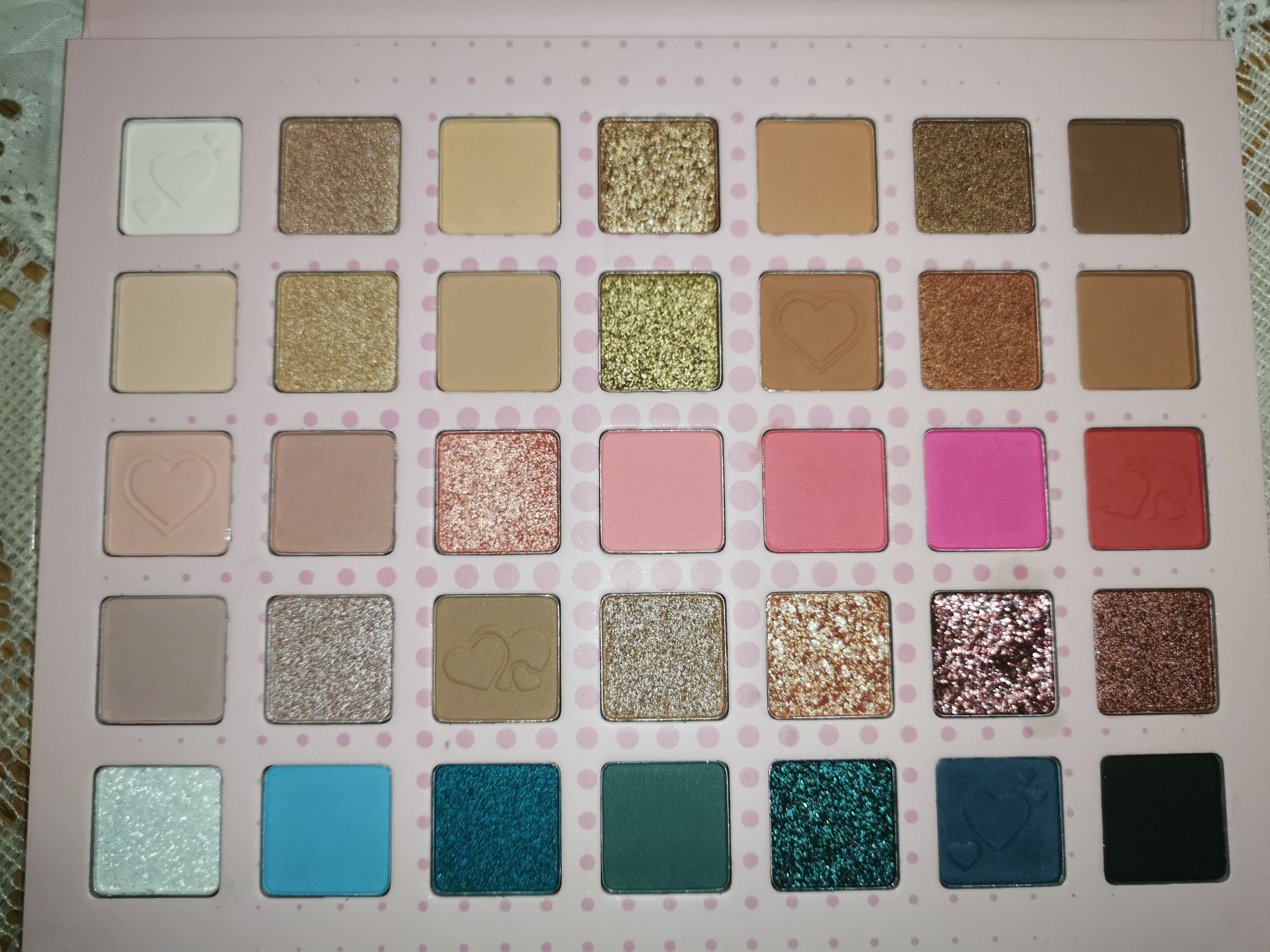 Sparkle gorgeous eyeshadow palette 35 colors