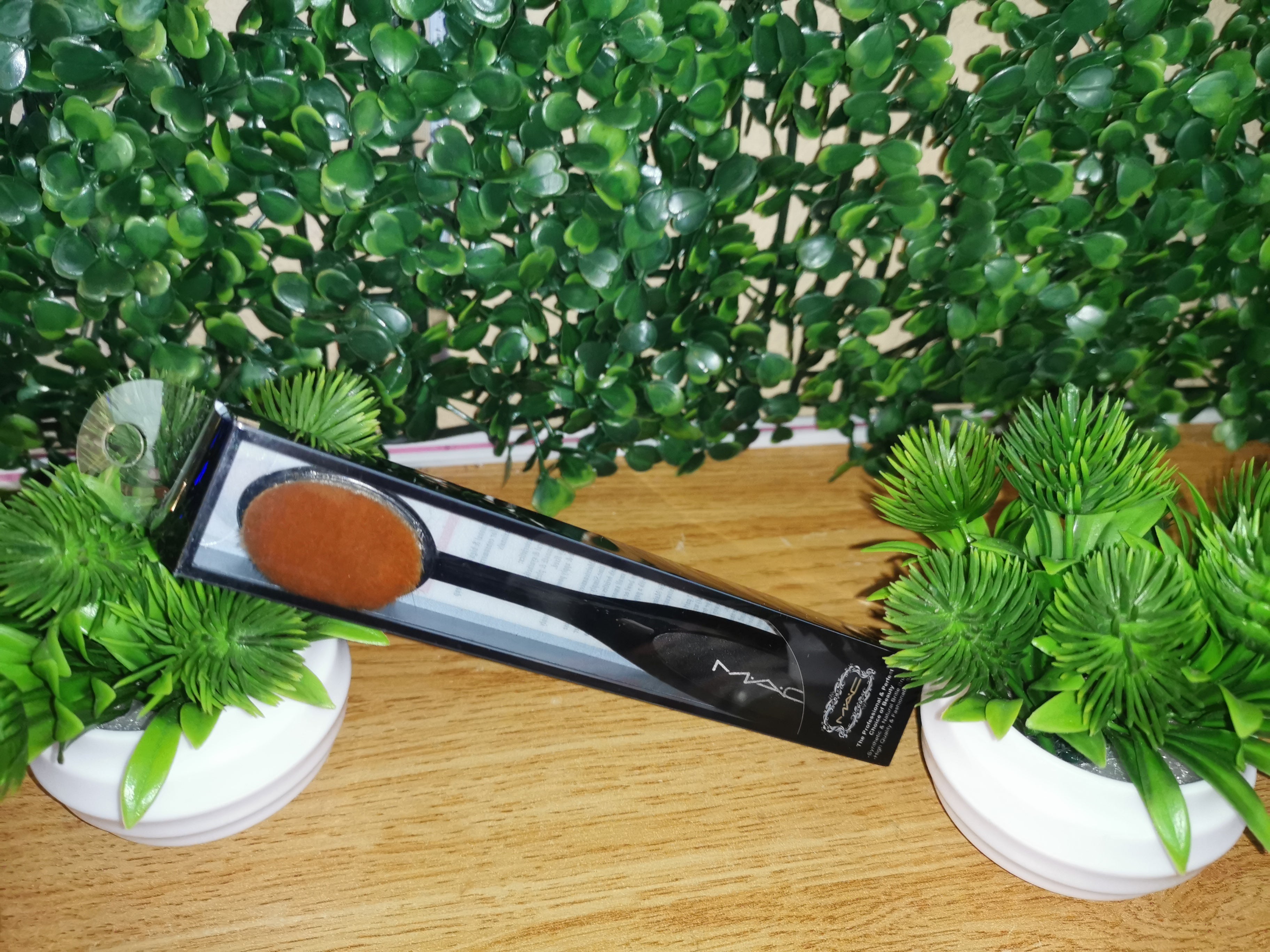 Mac Spoon Foundation Brush